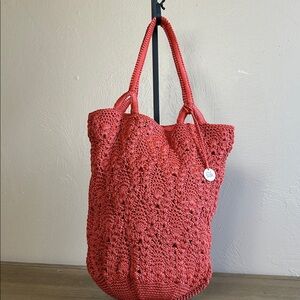 Handmade Coral Crochet The Sak Bucket Style Shoulder Bag. NWOT. Coastal Grandma.